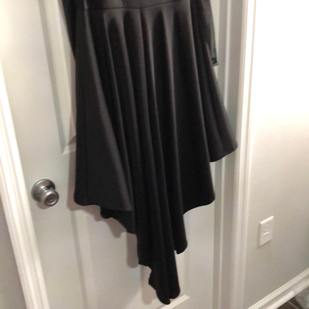 Dress - Picture 7 of 12